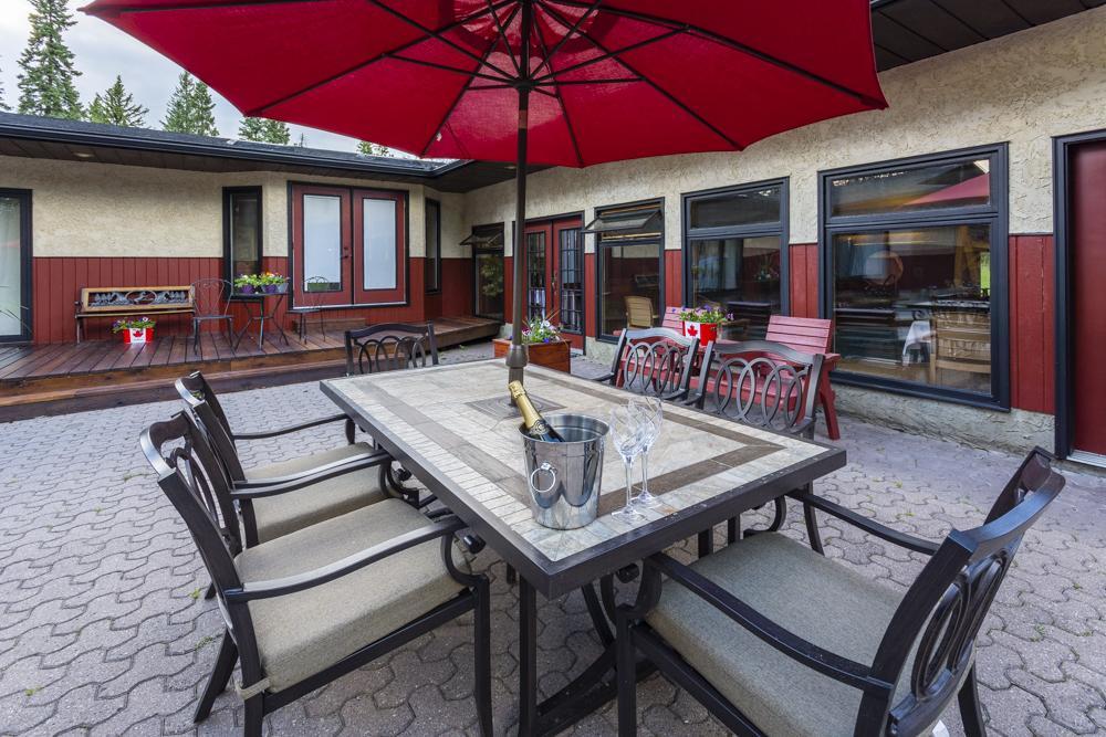 Rustlers Lodge Sundre 외부 사진